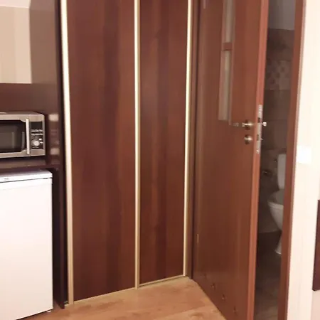 Pokoje Goscinne Biura Turystycznego Kris Kudowa Zdroj Exterior photo